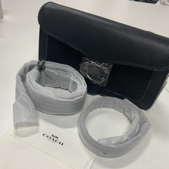 COACH new label messenger bag